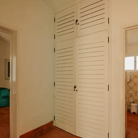 Flh Terrace House Nyaraló *